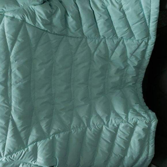 Eddie Bauer Down Jacket - Picture 9 of 11